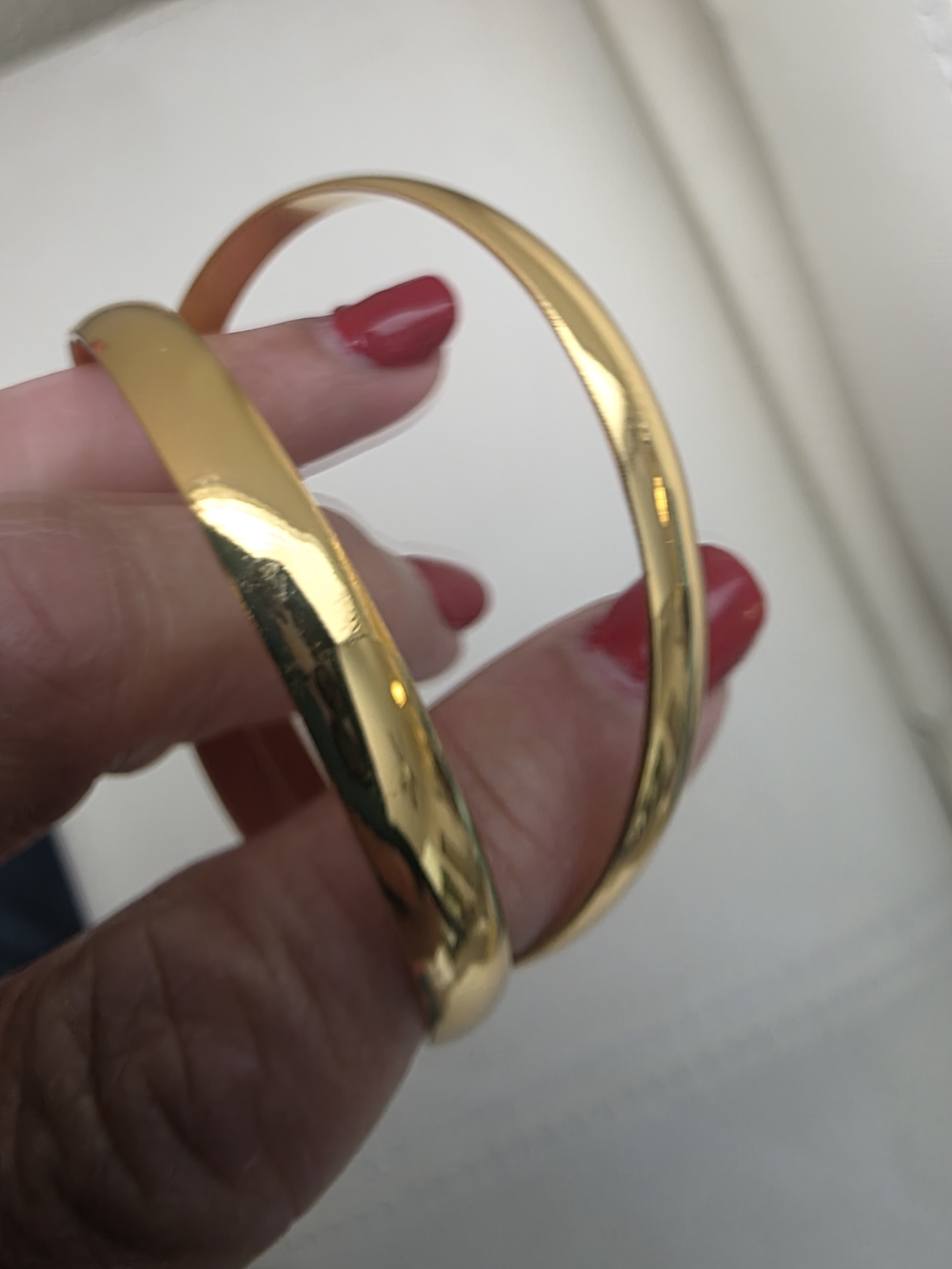 2  Delicate bracelets for girls. Brand new, gold plated.